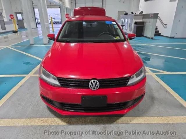 2011 Volkswagen Jetta Sedan SE - 23001223 - 1