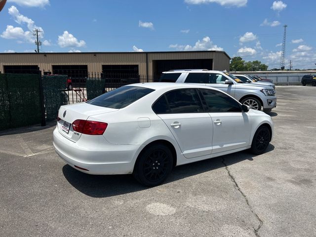 2011 Volkswagen Jetta Sedan SE - 23033957 - 3