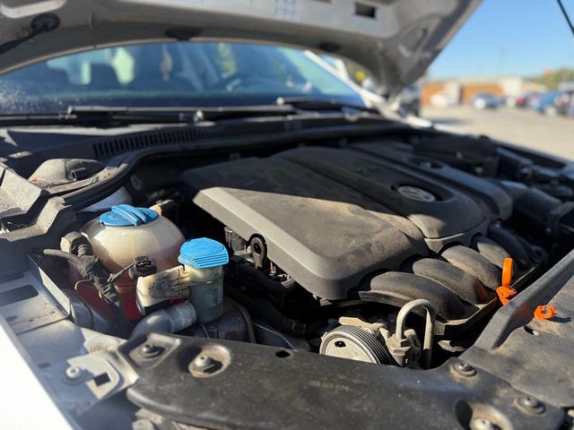 2011 Volkswagen Jetta Sedan SE 4dr Sedan 5M - 22932548 - 22