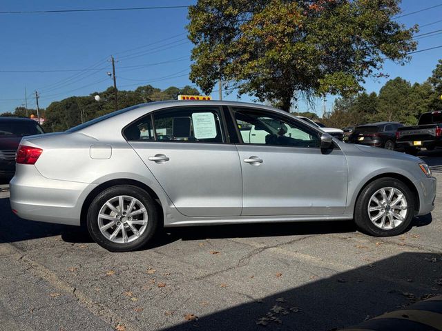 2011 Volkswagen Jetta Sedan SE 4dr Sedan 5M - 22932548 - 8