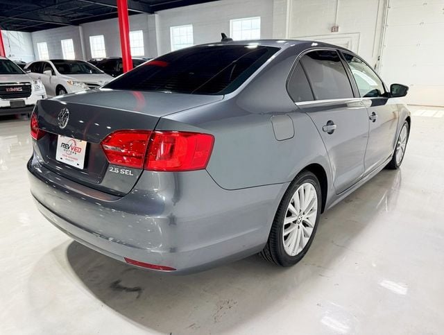 2011 Volkswagen Jetta Sedan SEL - 22909355 - 6