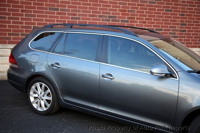 2011 Volkswagen Jetta SportWagen 4dr DSG TDI - 22985166 - 9