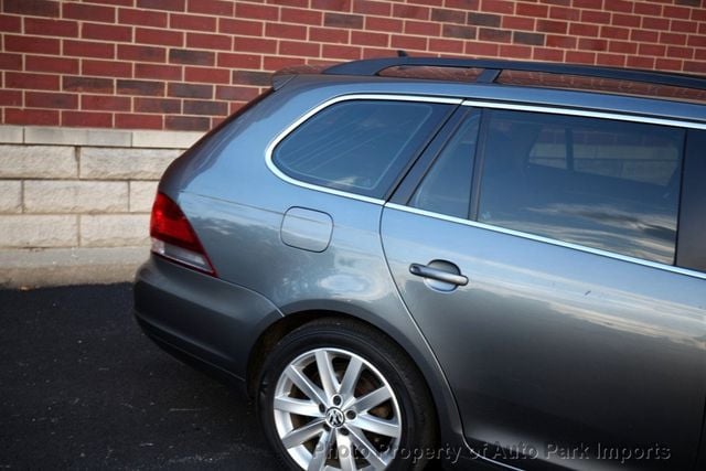 2011 Volkswagen Jetta SportWagen 4dr DSG TDI - 22985166 - 10