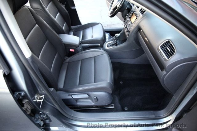 2011 Volkswagen Jetta SportWagen 4dr DSG TDI - 22985166 - 25