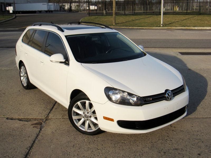 2011 Volkswagen Jetta SportWagen 4dr DSG TDI - 22370016 - 1