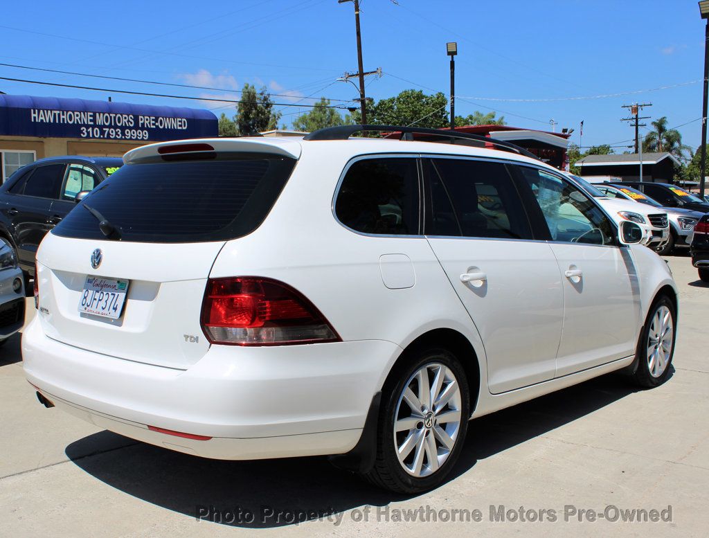 2011 Volkswagen Jetta SportWagen 4dr DSG TDI - 23078320 - 5
