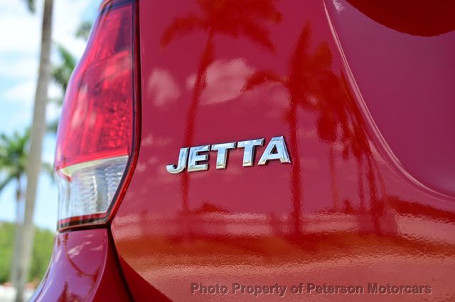 2011 Volkswagen Jetta SportWagen 4dr DSG TDI - 22836252 - 17