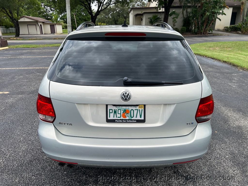 2011 Volkswagen Jetta SportWagen TDI Turbodiesel DSG Premium - 22905735 - 13