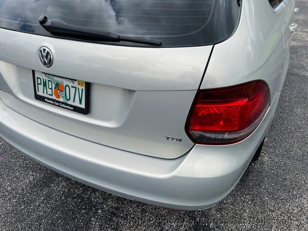 2011 Volkswagen Jetta SportWagen TDI Turbodiesel DSG Premium - 22905735 - 27