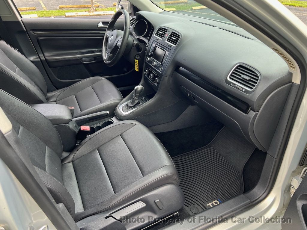 2011 Volkswagen Jetta SportWagen TDI Turbodiesel DSG Premium - 22905735 - 36