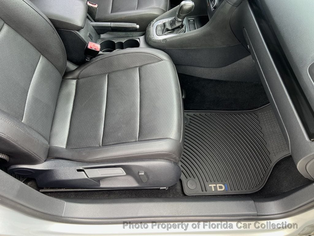 2011 Volkswagen Jetta SportWagen TDI Turbodiesel DSG Premium - 22905735 - 44