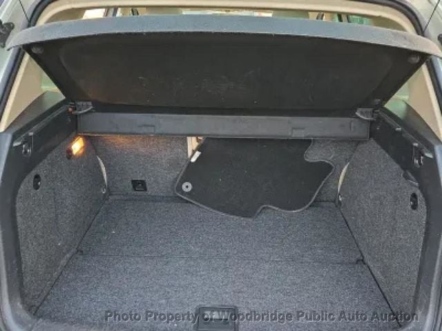 2011 Volkswagen Tiguan 4-Motion - 23011962 - 21