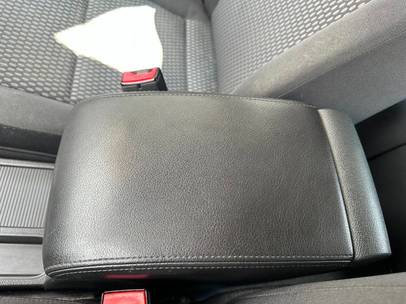 2011 Volkswagen Tiguan 4WD 4dr SEL 4Motion - 22910488 - 39