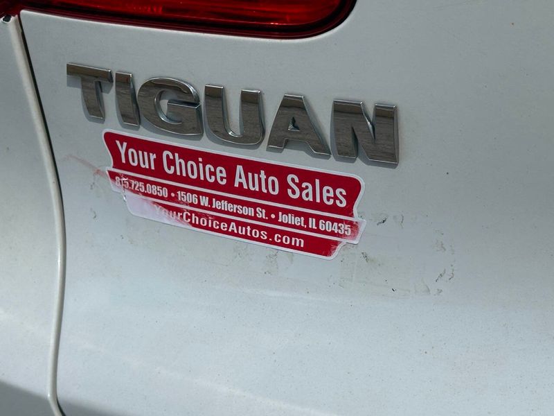 2011 Volkswagen Tiguan 4WD 4dr SEL 4Motion - 22910488 - 4