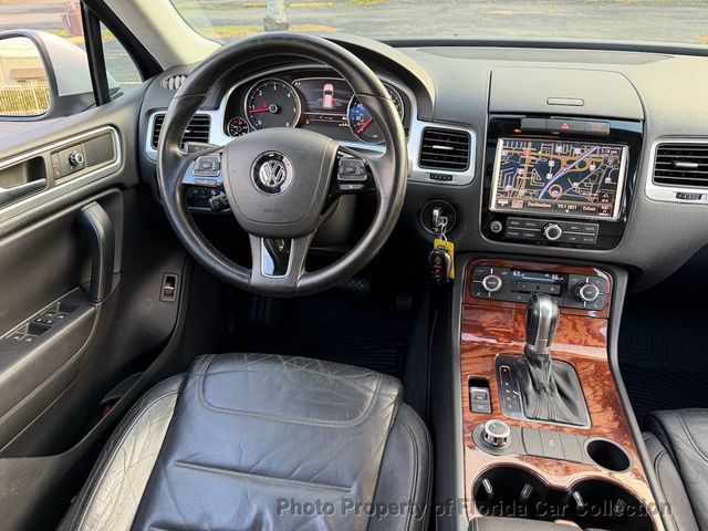 2011 Volkswagen Touareg TDI Lux Turbodiesel 4WD - 22974907 - 10