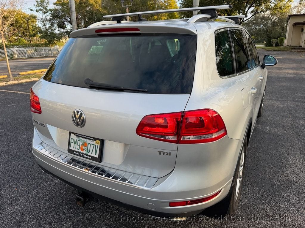 2011 Volkswagen Touareg TDI Lux Turbodiesel 4WD - 22974907 - 19