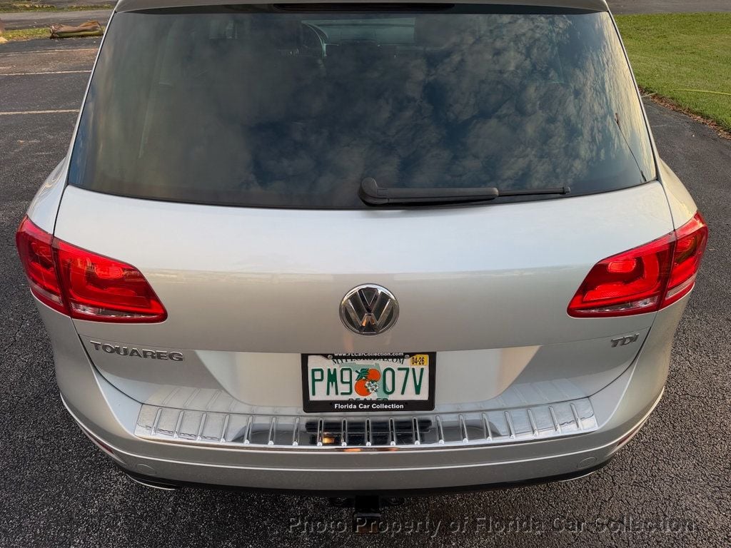 2011 Volkswagen Touareg TDI Lux Turbodiesel 4WD - 22974907 - 27