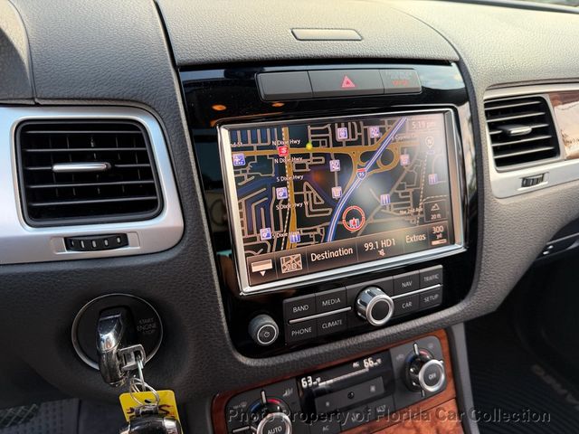 2011 Volkswagen Touareg TDI Lux Turbodiesel 4WD - 22974907 - 51