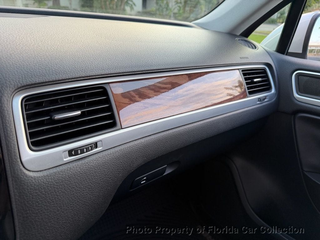 2011 Volkswagen Touareg TDI Lux Turbodiesel 4WD - 22974907 - 54