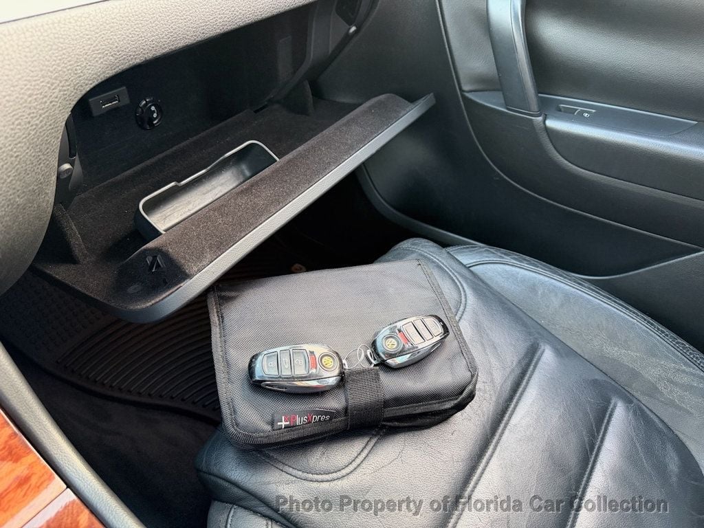 2011 Volkswagen Touareg TDI Lux Turbodiesel 4WD - 22974907 - 55