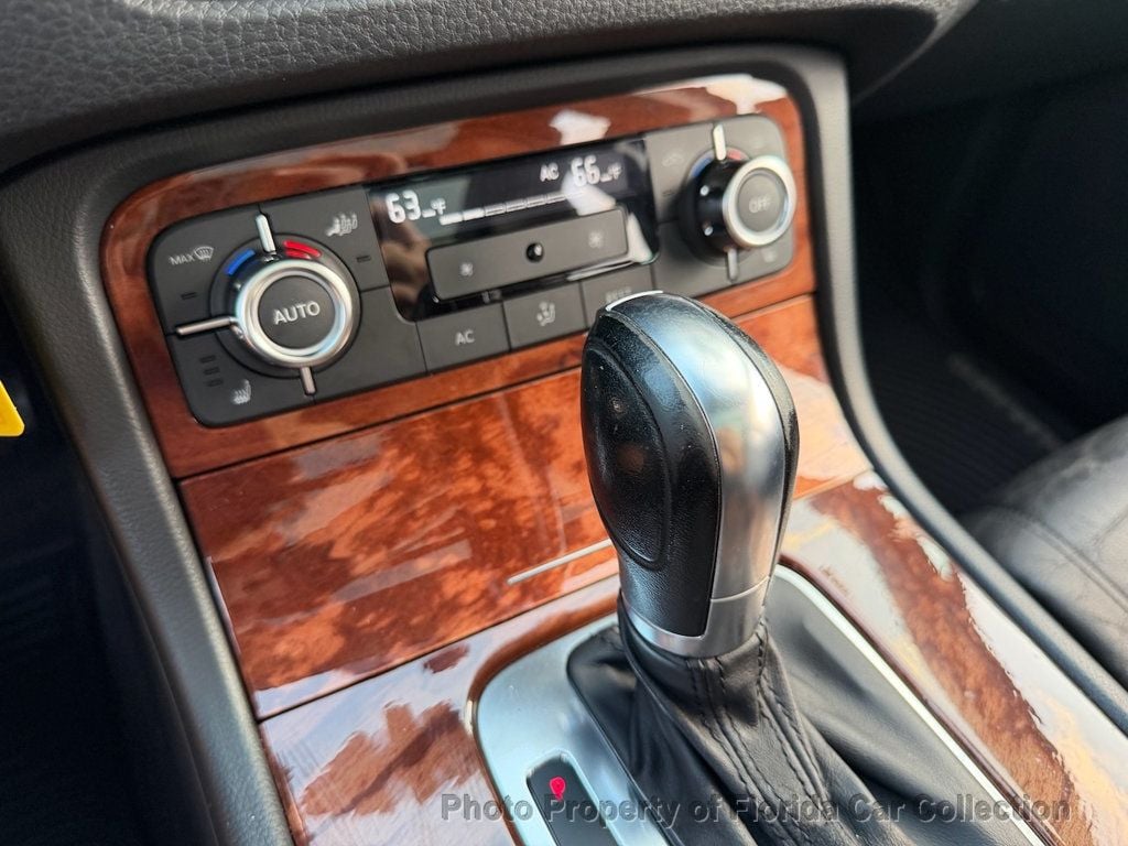 2011 Volkswagen Touareg TDI Lux Turbodiesel 4WD - 22974907 - 65