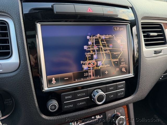 2011 Volkswagen Touareg TDI Lux Turbodiesel 4WD - 22974907 - 72