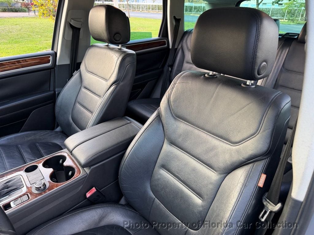 2011 Volkswagen Touareg TDI Lux Turbodiesel 4WD - 22974907 - 7