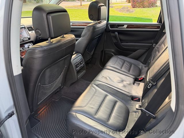 2011 Volkswagen Touareg TDI Lux Turbodiesel 4WD - 22974907 - 8