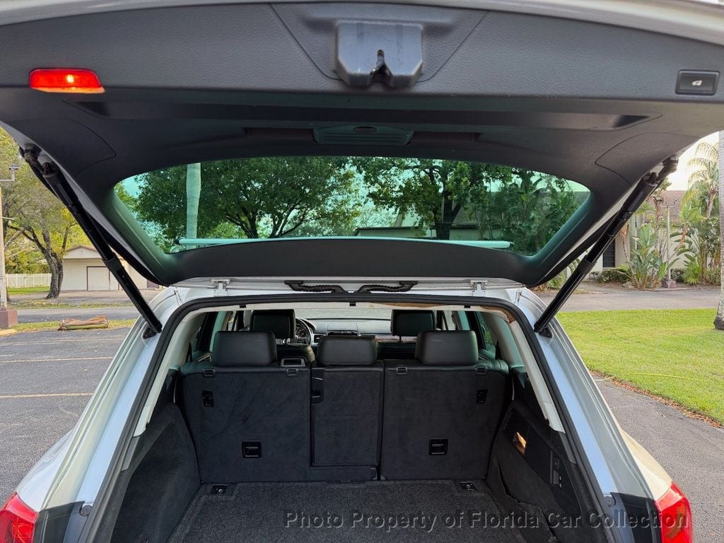 2011 Volkswagen Touareg TDI Lux Turbodiesel 4WD - 22974907 - 89