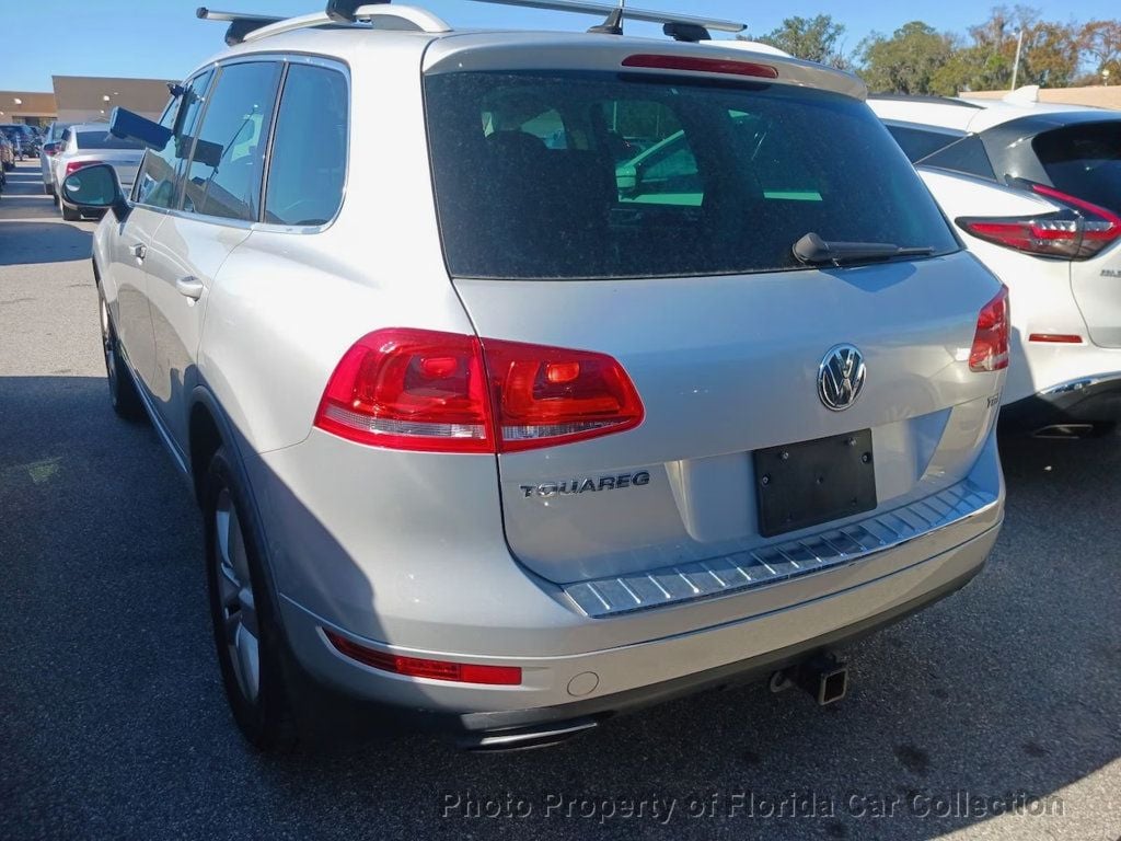 2011 Volkswagen Touareg TDI Luxury Turbodiesel 4WD - 22974907 - 2