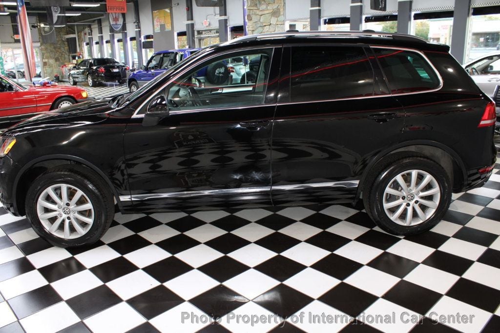 2011 Volkswagen Touareg VR6 - Clean Carfax   - 22642945 - 6