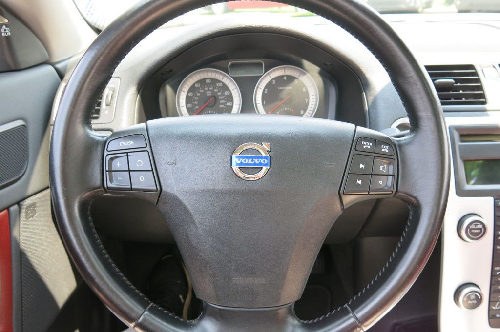 2011 Volvo C70 2dr Convertible Automatic - 22865931 - 23