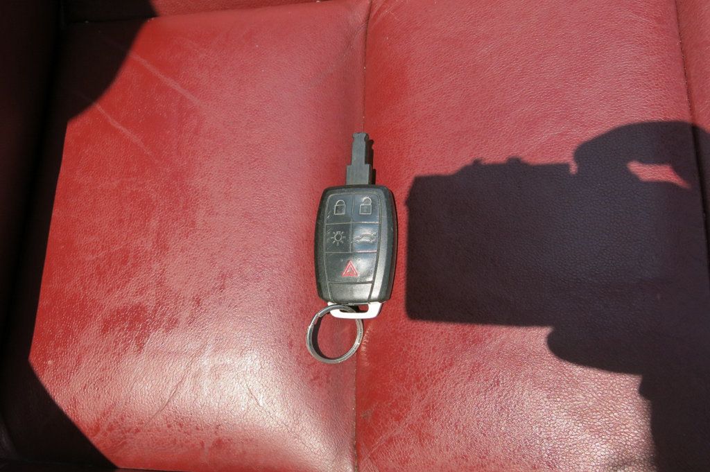 2011 Volvo C70 2dr Convertible Automatic - 22865931 - 67