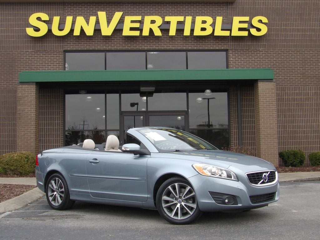 2011 Volvo C70 T5 photo 1