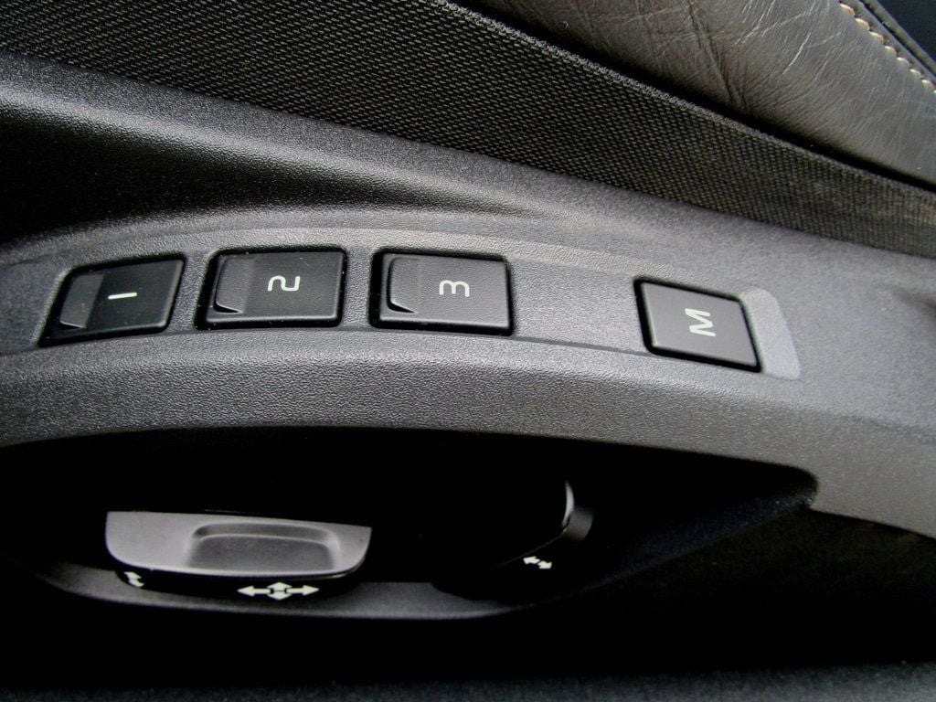2011 Volvo C70 2dr Convertible Automatic - 22933552 - 22