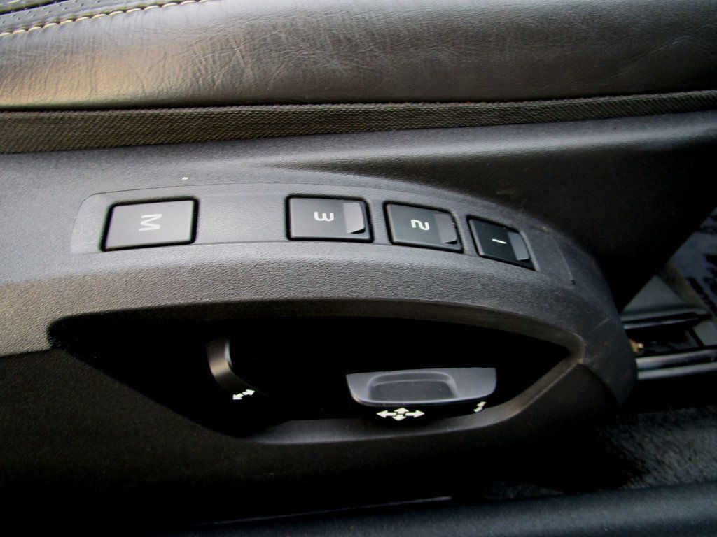 2011 Volvo C70 2dr Convertible Automatic - 22933552 - 23