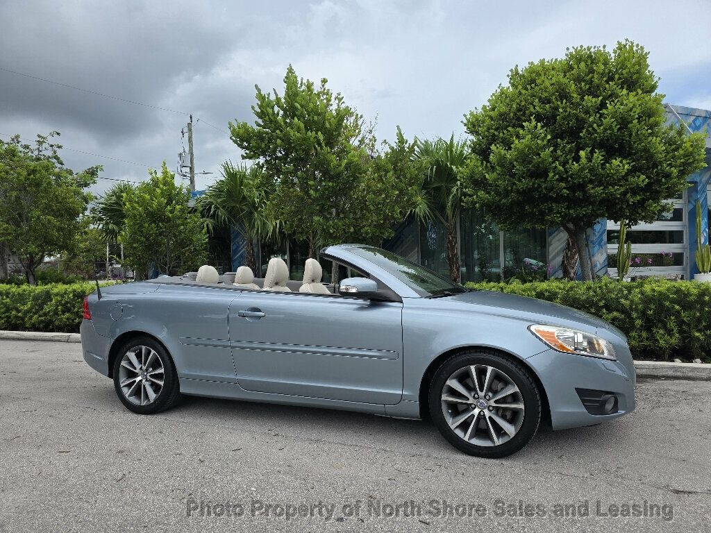 2011 Volvo C70 Gorgeous Low Mile Convertible - 23083937 - 0