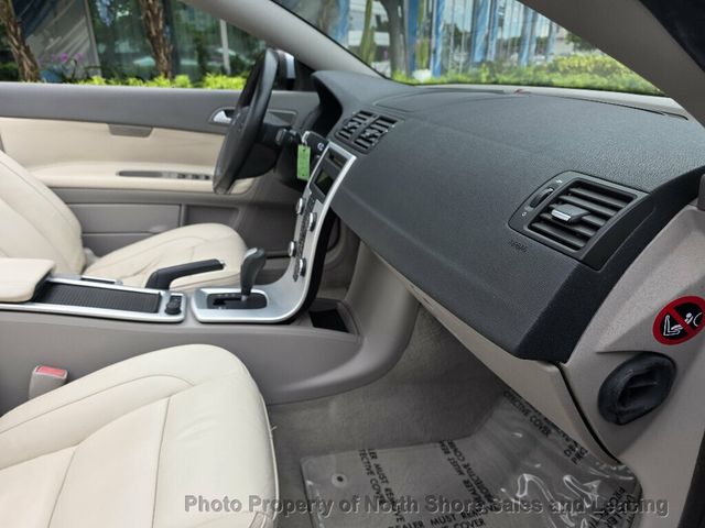2011 Volvo C70 Gorgeous Low Mile Convertible - 23083937 - 12