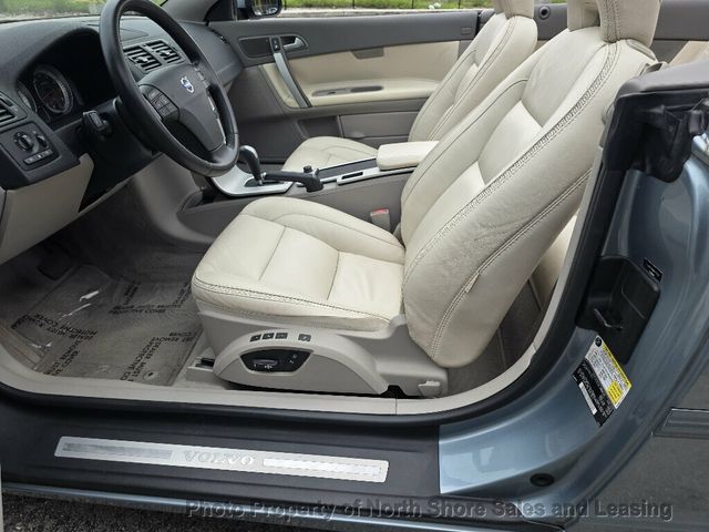 2011 Volvo C70 Gorgeous Low Mile Convertible - 23083937 - 17