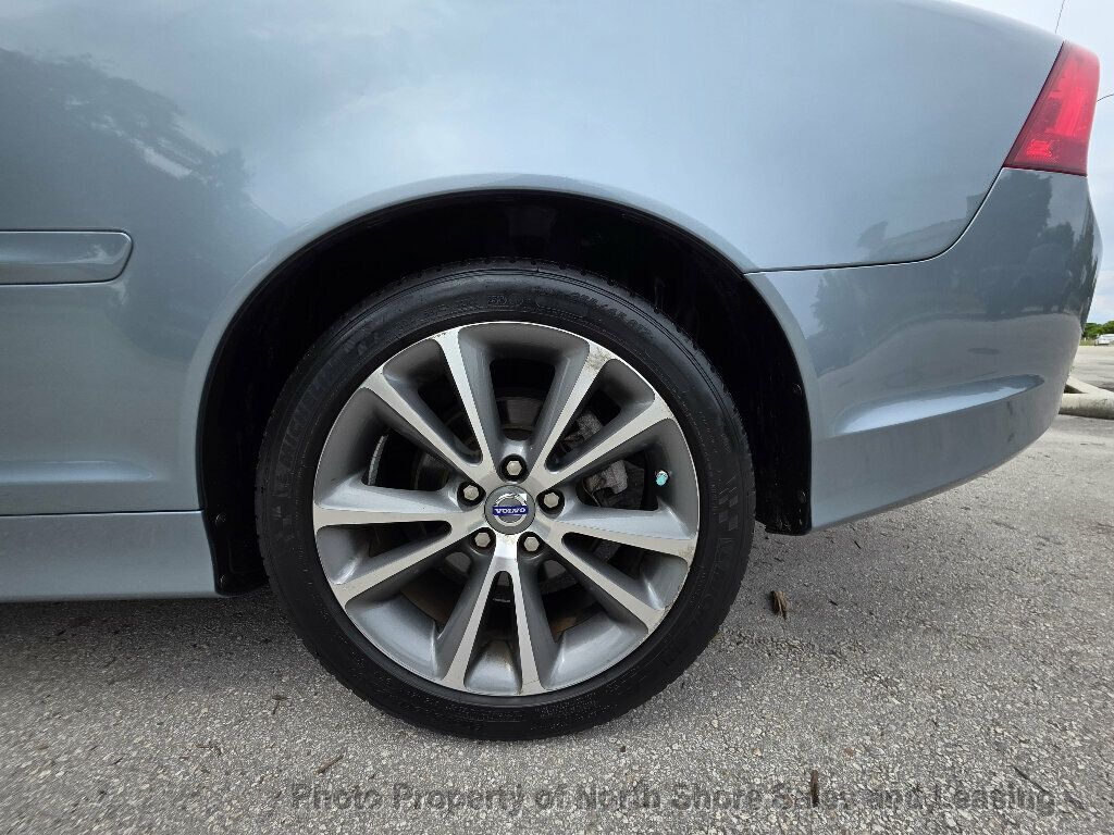 2011 Volvo C70 Gorgeous Low Mile Convertible - 23083937 - 37