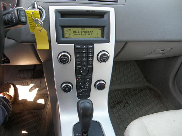 2011 Volvo V50 T5 - 22875010 - 9