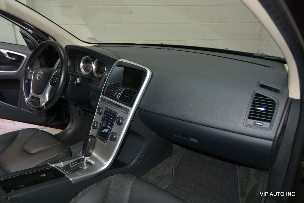 2011 Volvo XC60 3.2 - 22963989 - 11