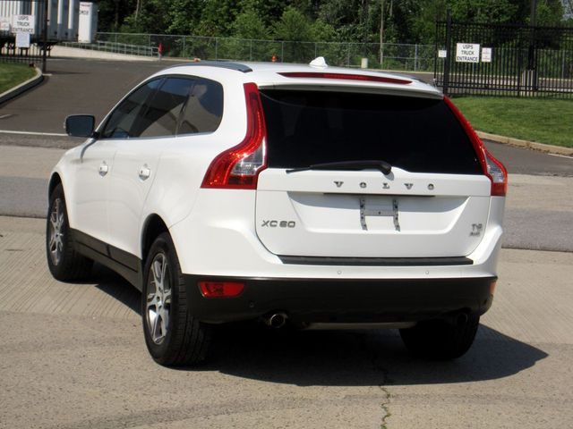 2011 Volvo XC60 T6 - 22450393 - 13