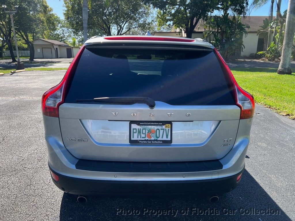 2011 Volvo XC60 T6 AWD 3.0T Moonroof - 22666330 - 13