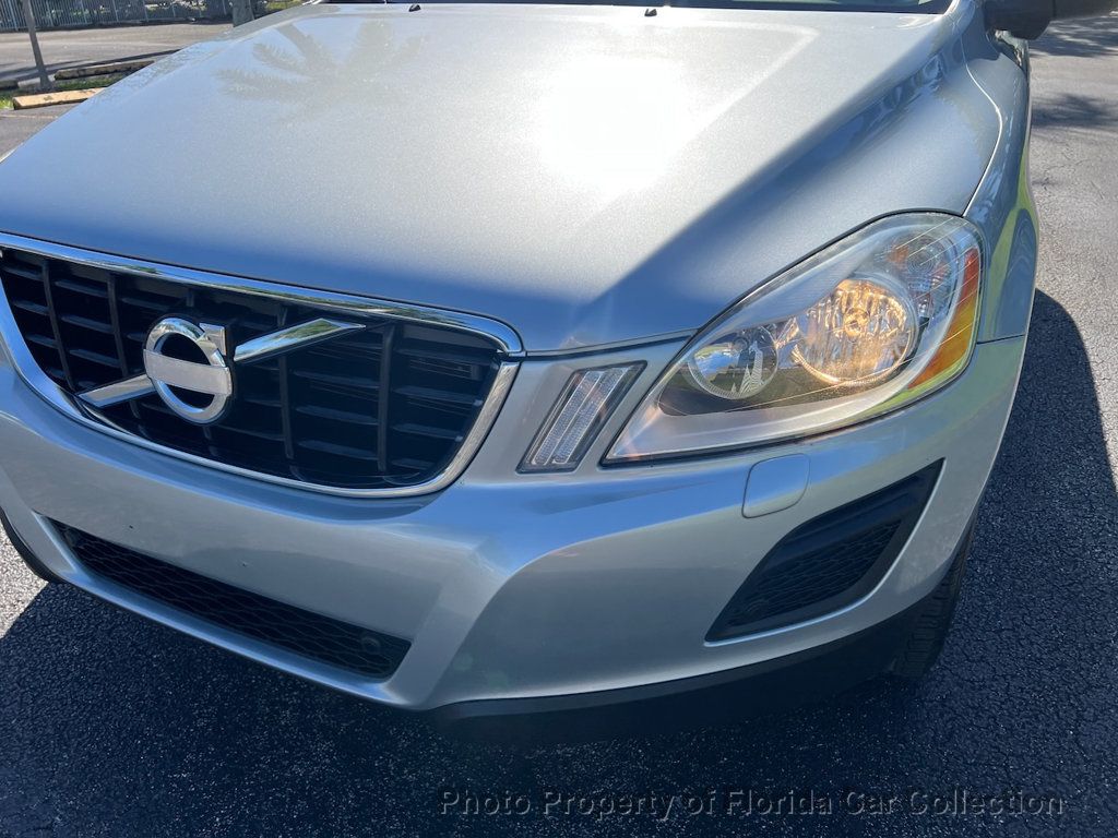 2011 Volvo XC60 T6 AWD 3.0T Moonroof - 22666330 - 23