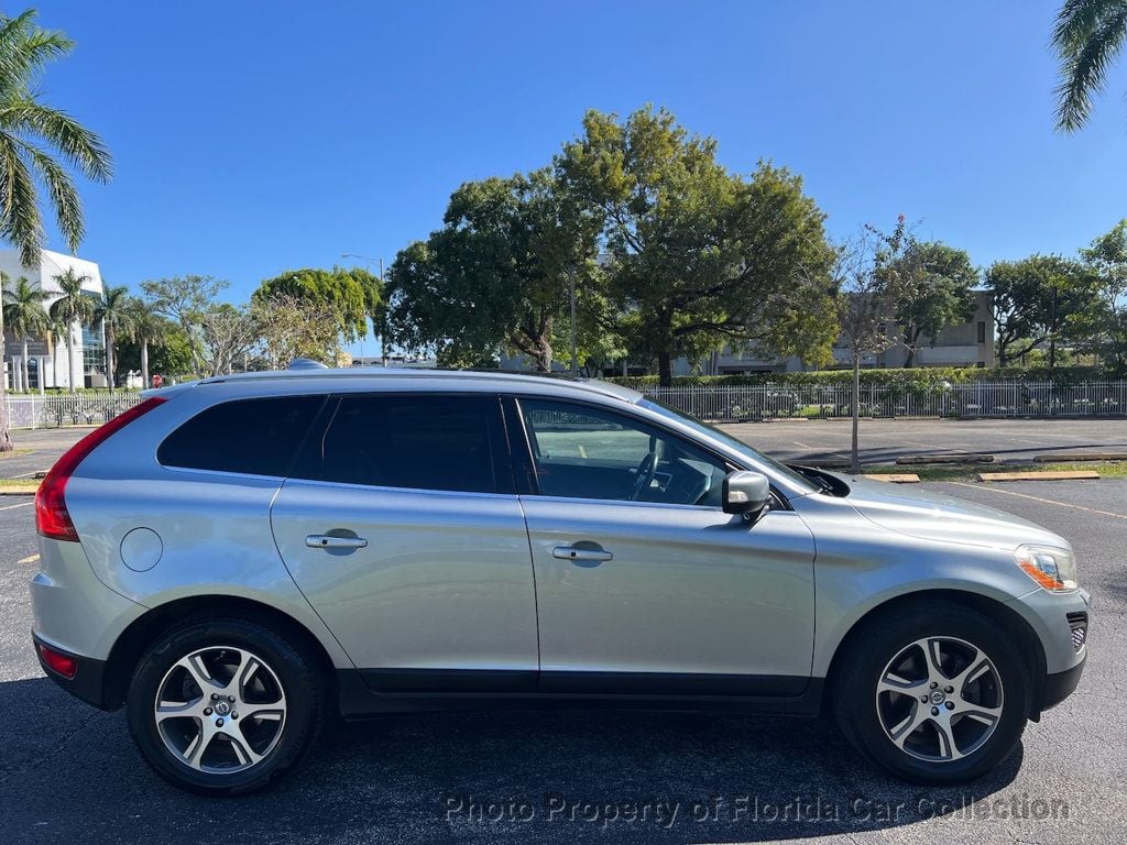 2011 Volvo XC60 T6 AWD 3.0T Moonroof - 22666330 - 5