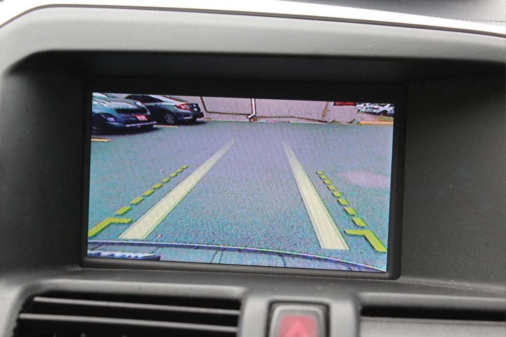 2011 Volvo XC60 T6 AWD 4dr SUV - 22930551 - 22