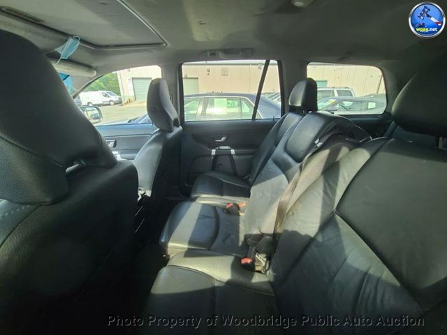 2011 Volvo XC90 AWD 4dr I6 - 23037554 - 10