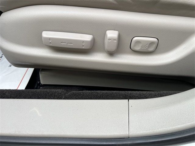 2012 Acura TL 4dr Sedan Automatic 2WD Advance - 22947312 - 11