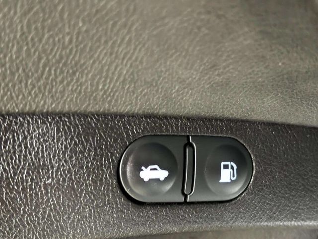 2012 Acura TL 4dr Sedan Automatic 2WD Tech - 23049979 - 37